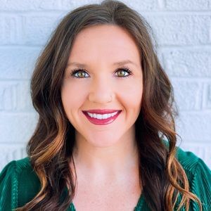 Meet your Posher, Maddie